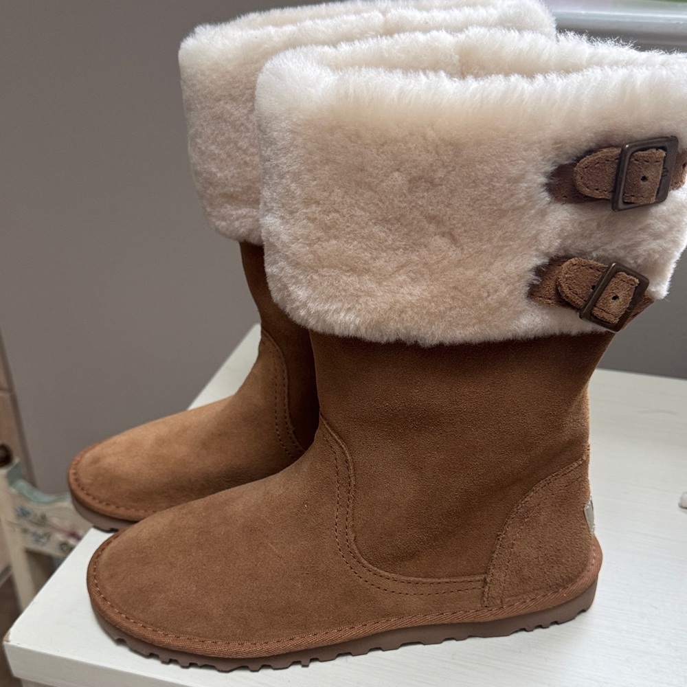 UGG Tan Boots with Cream Shearling and Buckles